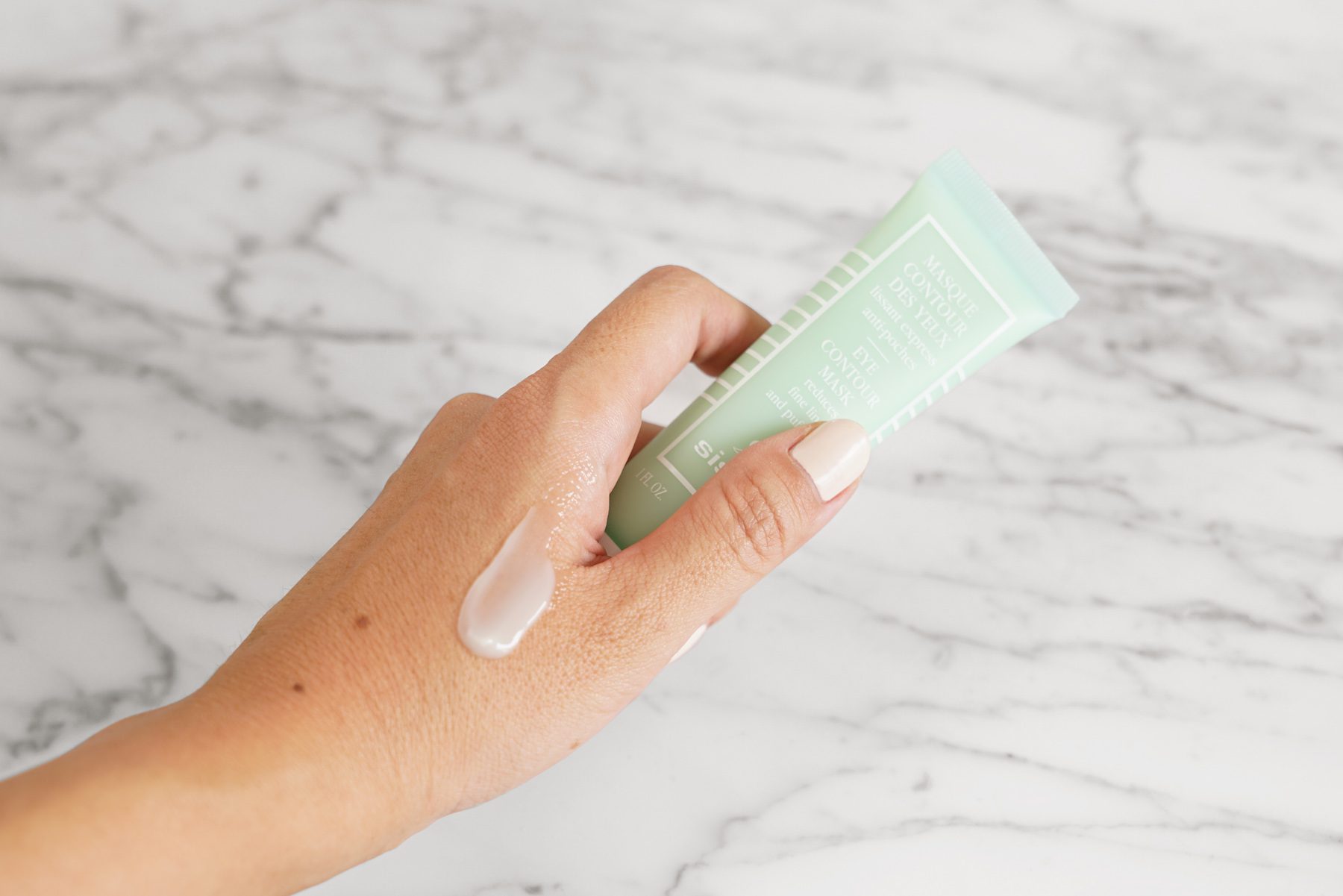 Manfaat Sisley Paris Eye Contour Mask untuk Mata Segar